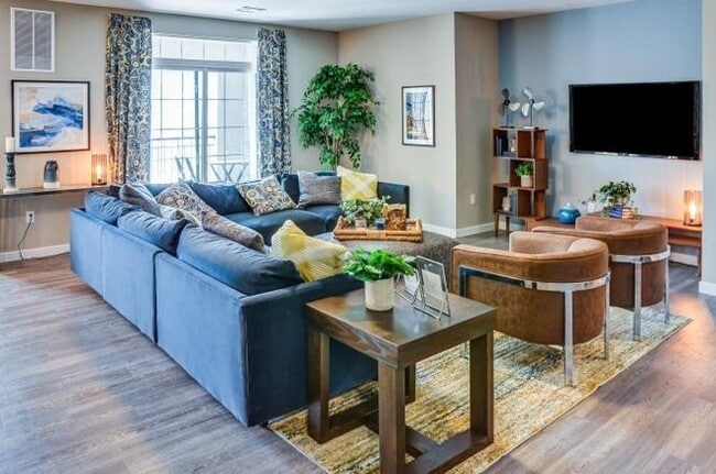 Photo - 150 Goldsborough Dr Townhome