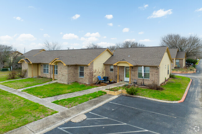 Building Photo - La Vista Retirement Community Rental