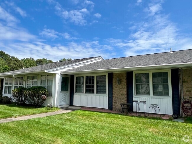 Building Photo - 369 Woodbridge Dr Rental