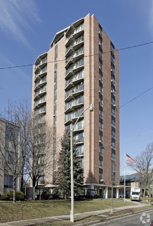 Photo - Cambridge Apartments