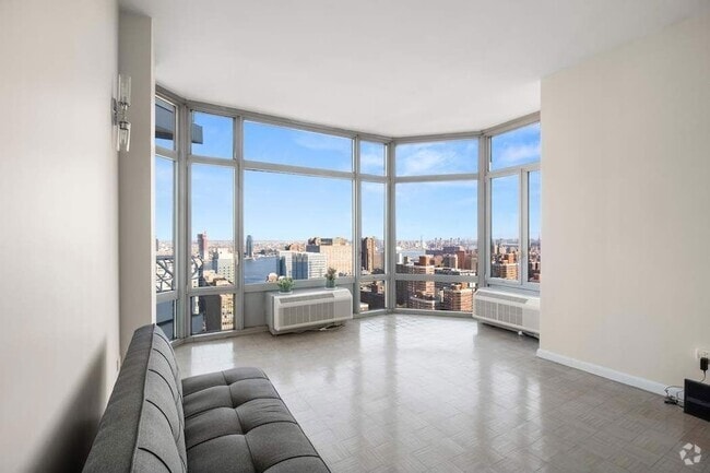 Building Photo - 200 E 32nd St Rental
