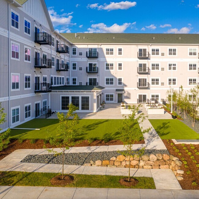 The Hendrickson Apartments Falcon Heights, Minnesota 4 units