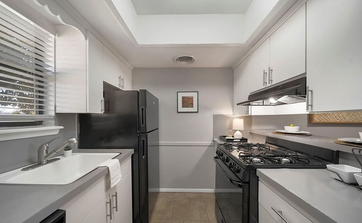 Floor Plan - 2bed x 2bath **Exciting New Management Special ...