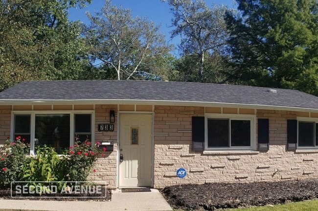 Photo - 733 Union Dr Rental