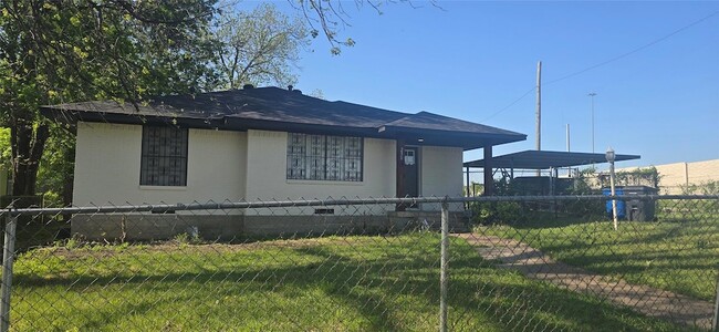 Photo - 230 W Louisiana Ave Rental