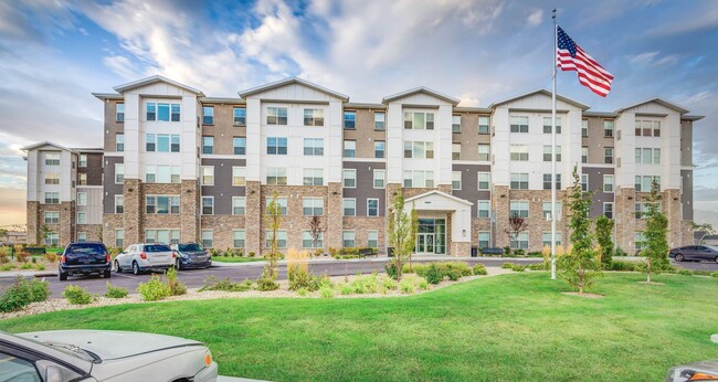 Photo - Incline at Anthem Apartments