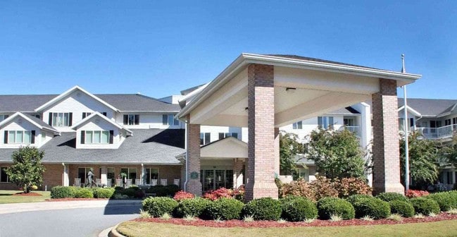 Pinecrest Senior Living - Pinecrest Senior Living Apartments