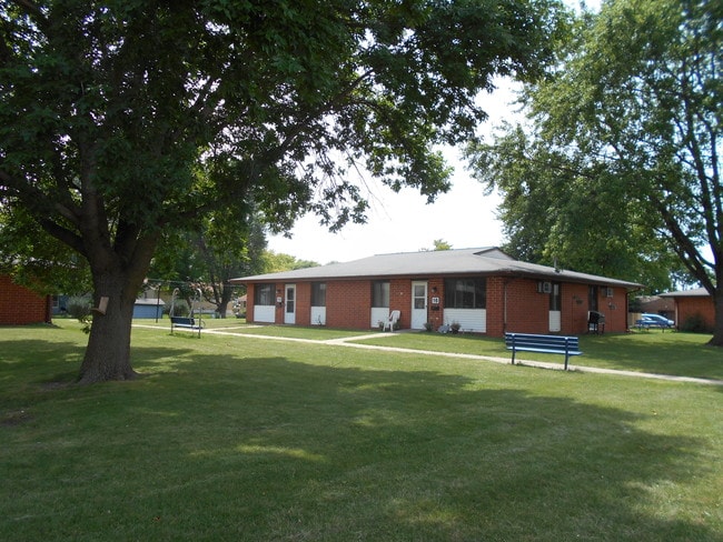 Storm Lake Senior Apartments - Storm Lake Senior Apartments