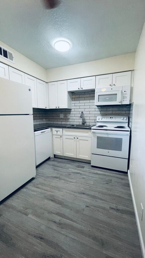 Floor Plan - 2 Bedroom 1 Bathroom 