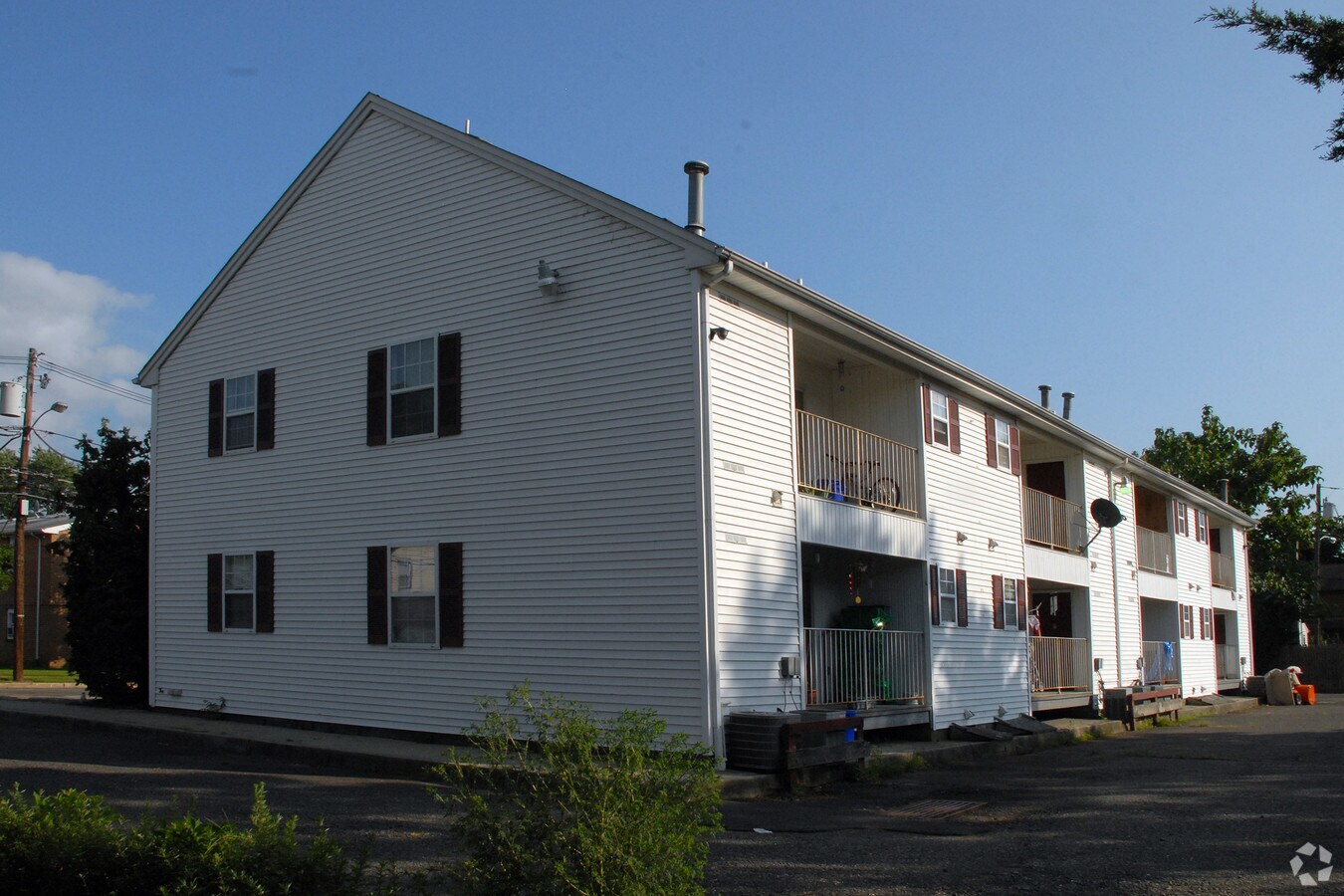 Photo - Barclay Village Apartments