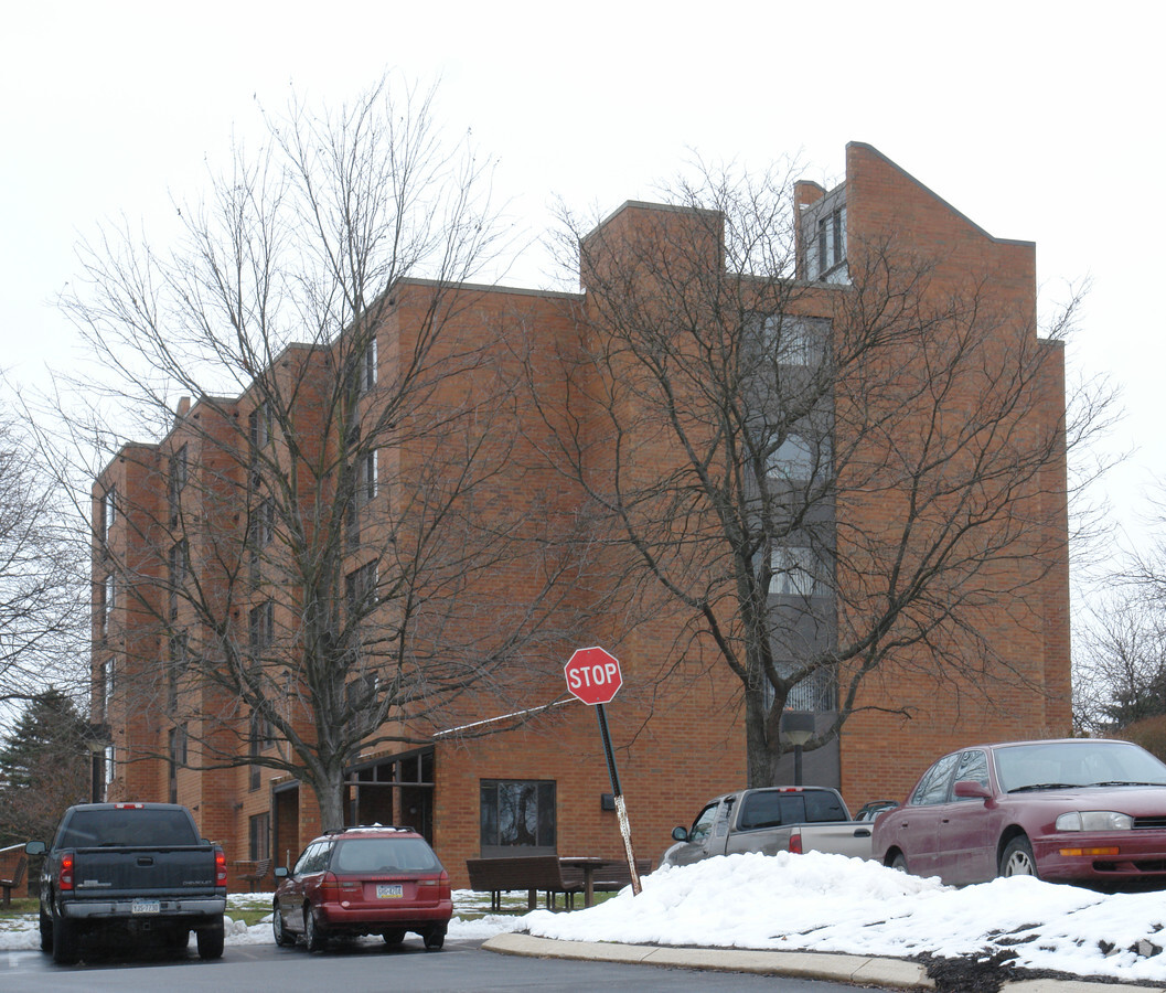 Crestside Terrace - Crestside Terrace Apartments