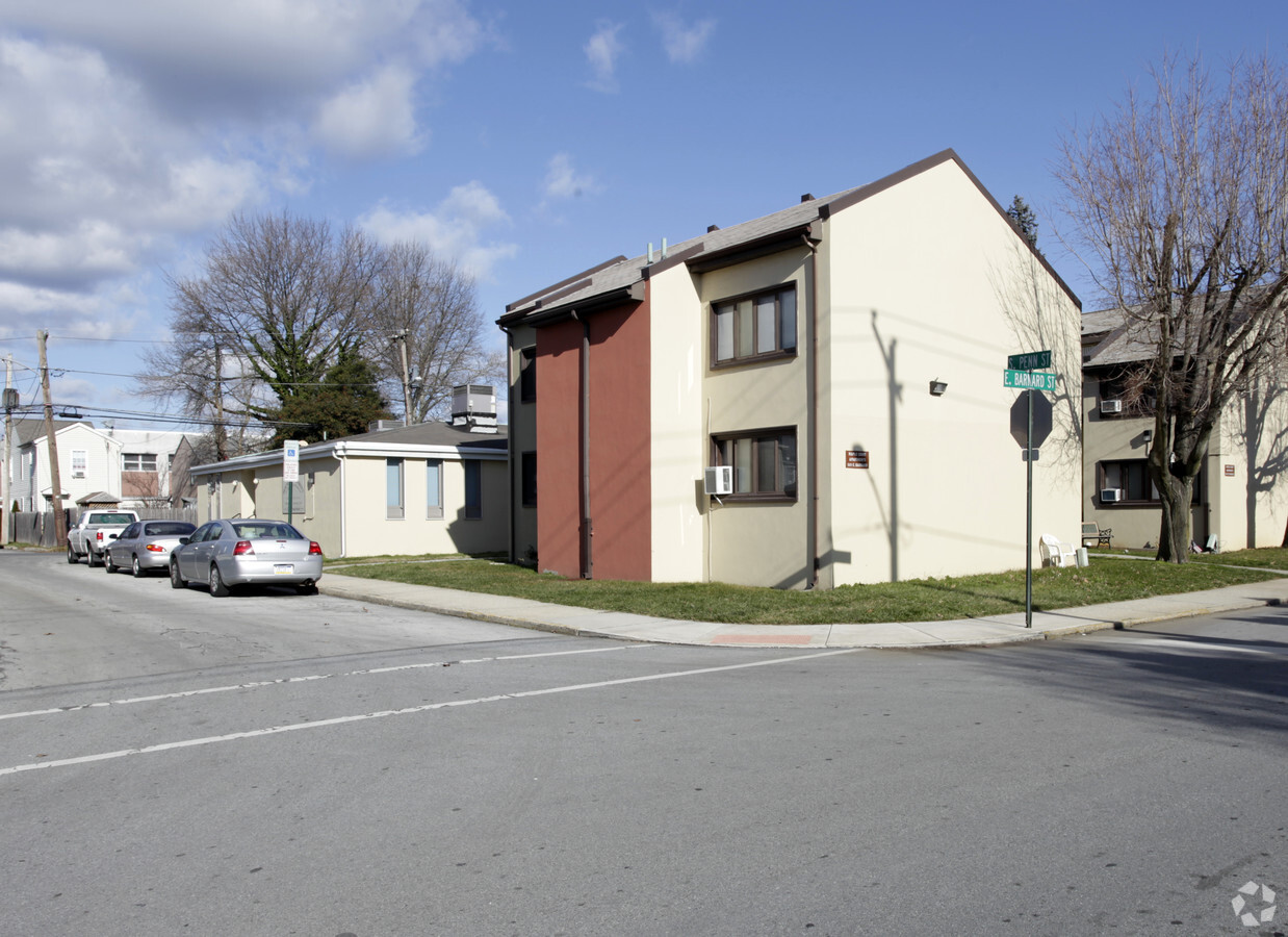 Photo - Maple & Spruce Court Apartments