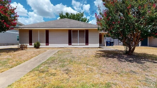 Building Photo - 1139 Oney Hervey Dr Rental