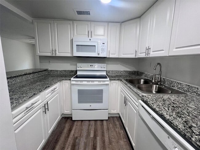 Photo - 17350 NW 68th Ave Unit 400-105 Condo
