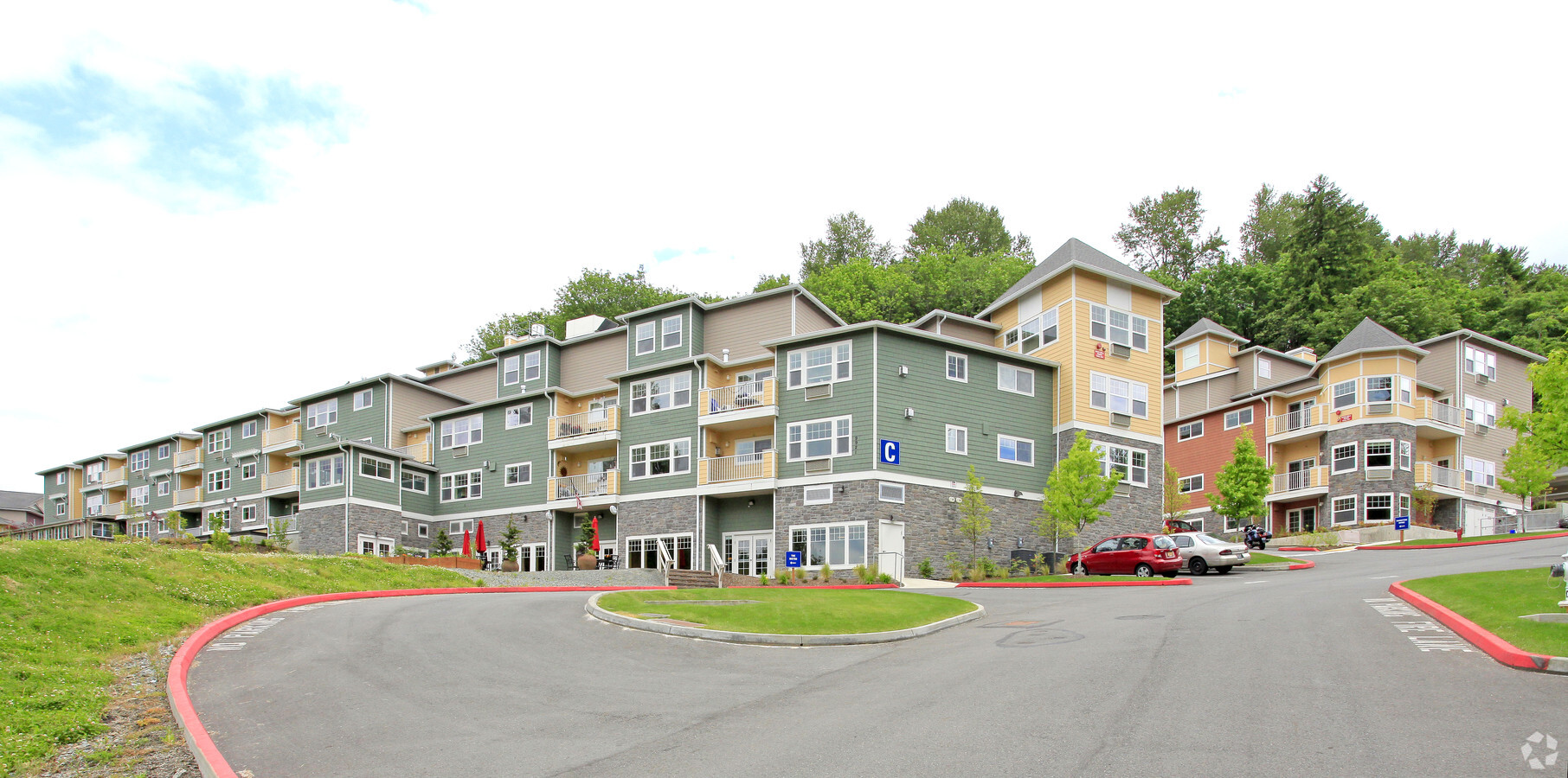 Chateau Bothell Landing - Chateau Bothell Landing Apartments