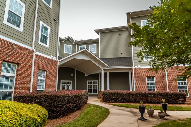Photo - The Manor Apartments