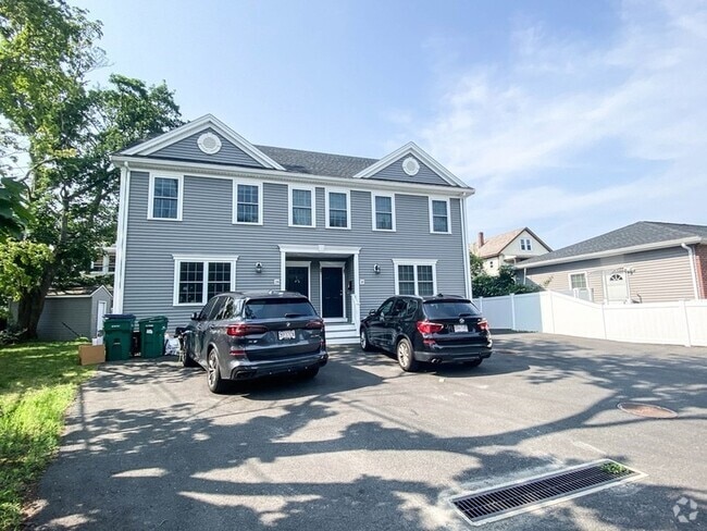 Building Photo - 28 Woodruff Ave Rental