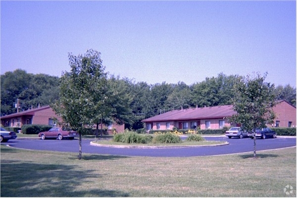 Primary Photo - Fayetteville Square Rental