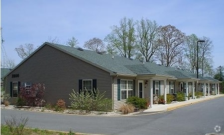 Primary Photo - Mills Landing Rental