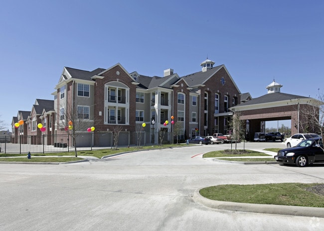 Building Photo - Tarrington Court