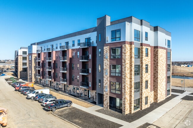 Building Photo - Concord at Marketplace 55+ Independent Living Rental