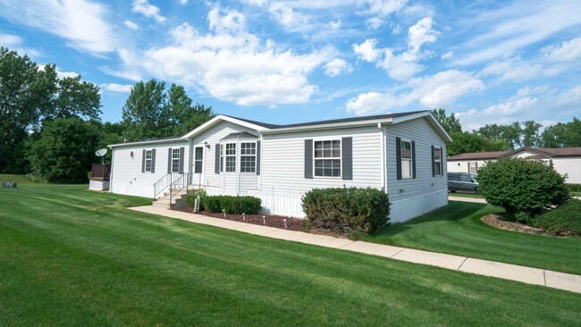 Photo - Maple Brook Apartments