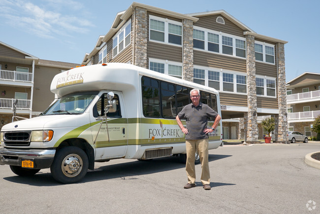 Van Shuttle Service - Fox Creek Estates Rental