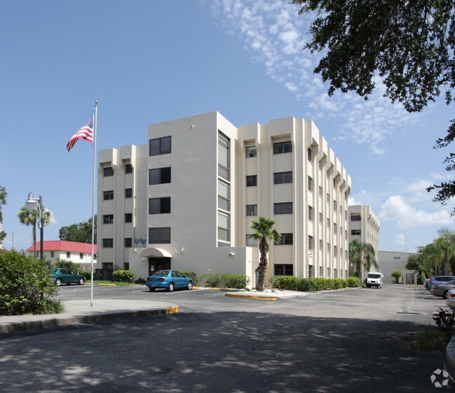 Building Photo - Villa Francisco Rental