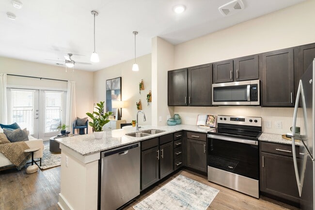 ArborView Circle C Ranch 62+ Active Adult - ArborView Circle C Ranch 62+ Active Adult Apartments