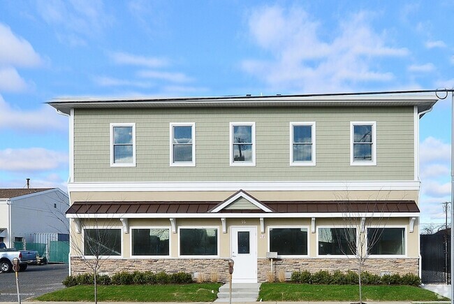 Building Photo - 46 Channel Dr Rental