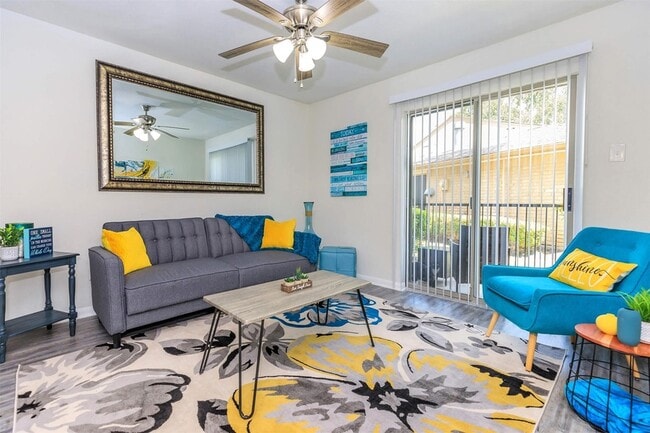 Photo - 5555 Holly View Dr Unit 820 Condo