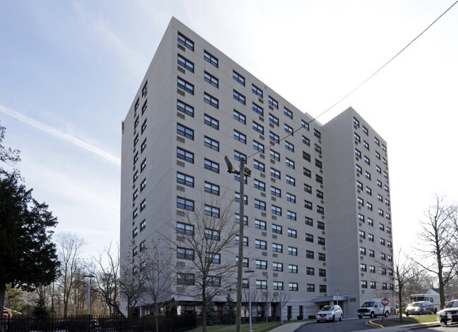 Primary Photo - Plainfield Tower West Rental