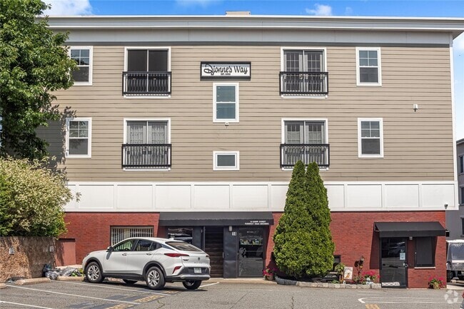 Building Photo - 17 N William St Rental