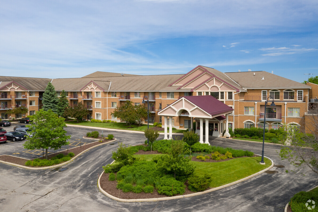 Regency New Berlin Senior Living - Regency New Berlin Senior Living Apartments