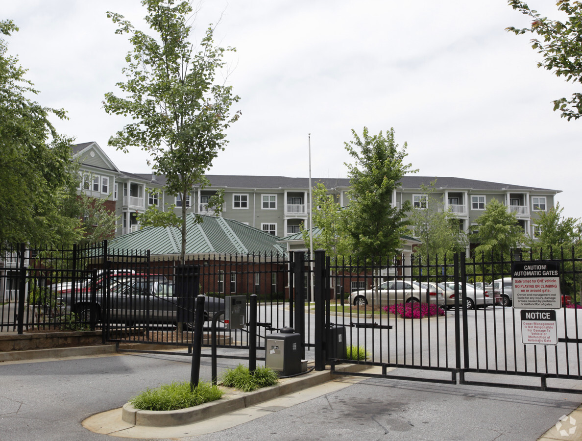 Photo - Lillie R. Campbell House Apartments