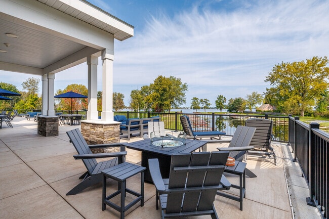 Clubhouse Patio - LoSo Lakeside Apartments