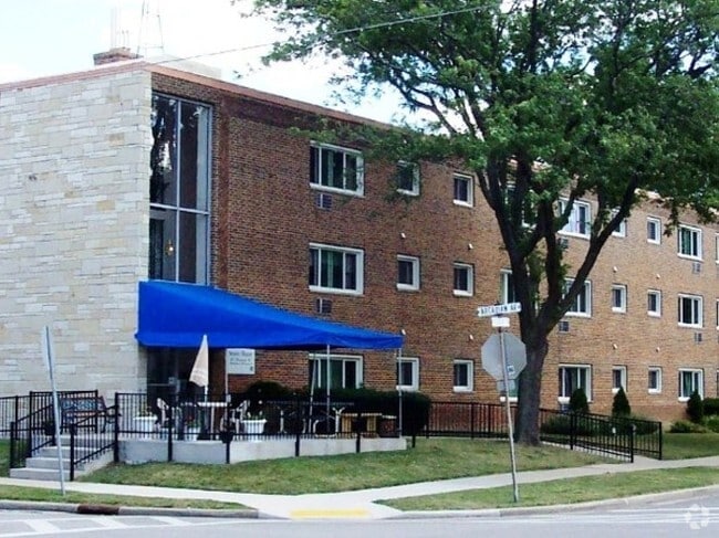 Building Photo - Senior House Apartments/Sec. 8, Elderly