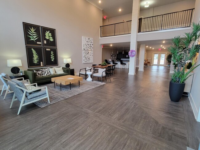 Photo - Brentwood Apartments