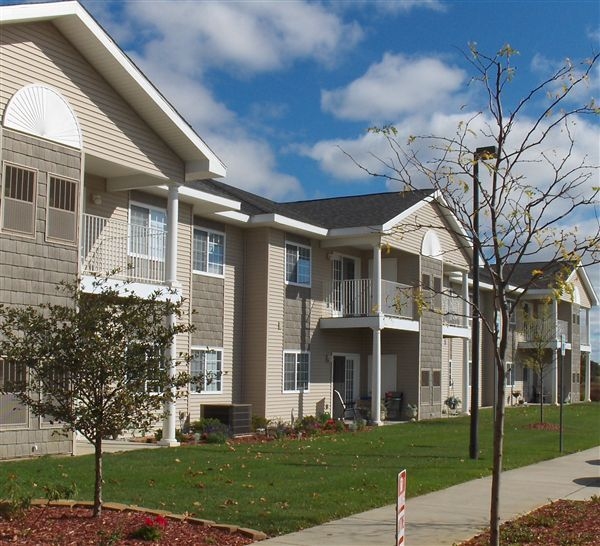 Photo - Stoney Creek Village Apartments