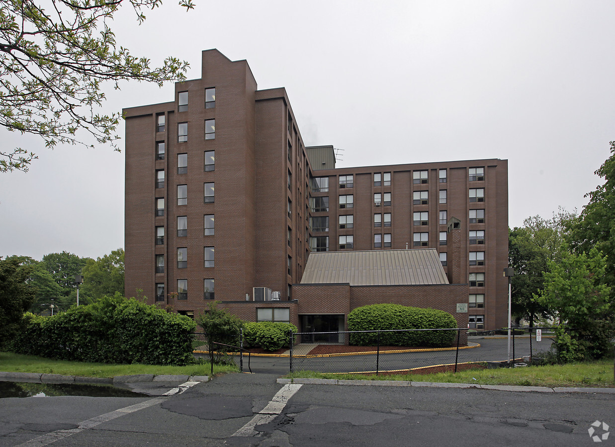 Photo - Cochran House Apartments