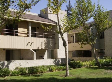 Primary Photo - Commerce Senior Rental
