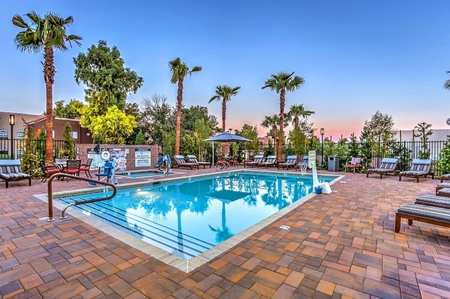 Building Photo - Acapella Duet