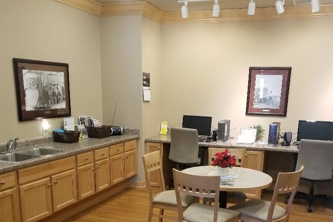 Internet Cafe - Bayside Senior Living Rental