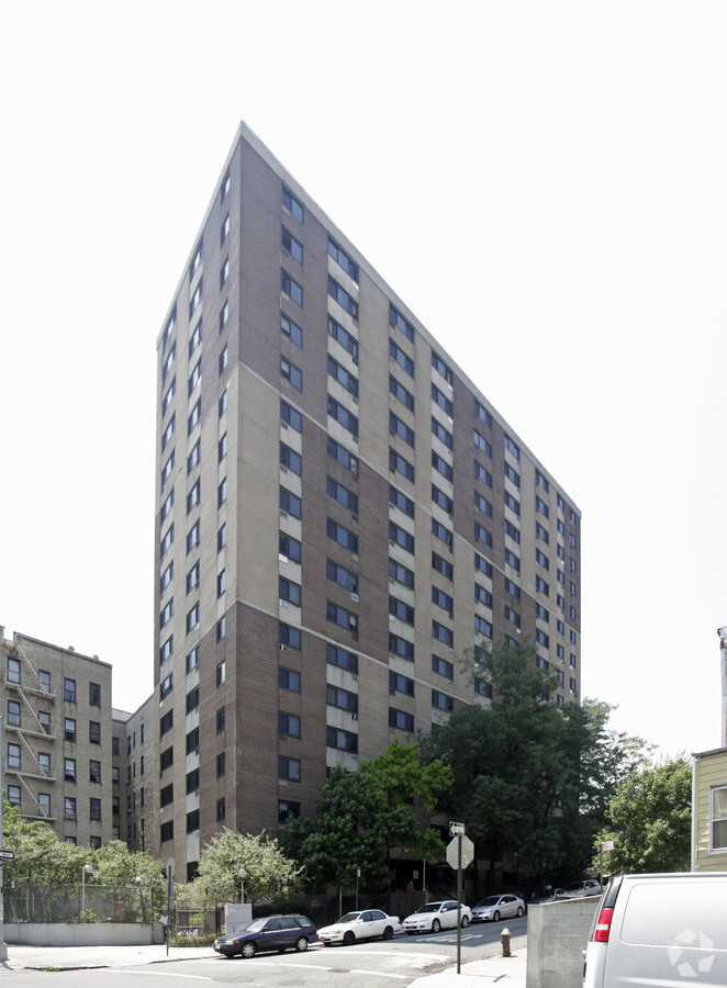 Photo - Jonas Bronck Housing Apartments