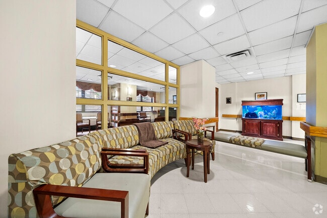 Lobby - Isabella House Independent Living Rental