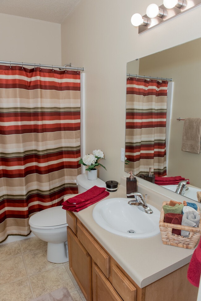 Crossings at Water's Edge Apartments Moorhead, Minnesota 1 unit available After55