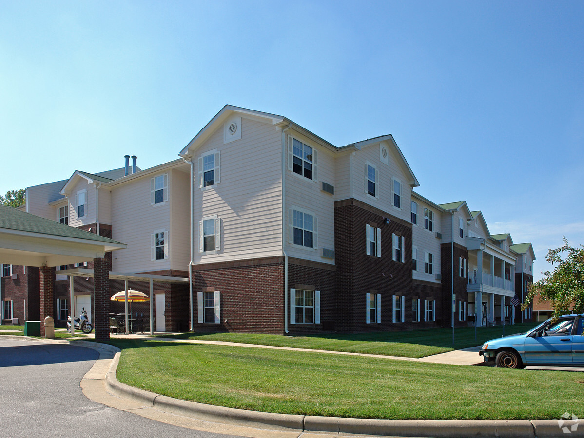 William Booth Garden - William Booth Garden Apartments