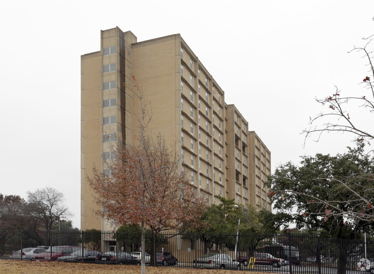 Cliff Manor Apartments Dallas, Texas 0 unit available After55