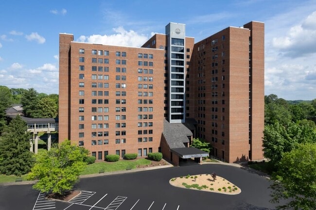 Building Photo - Hermitage Senior Living Rental