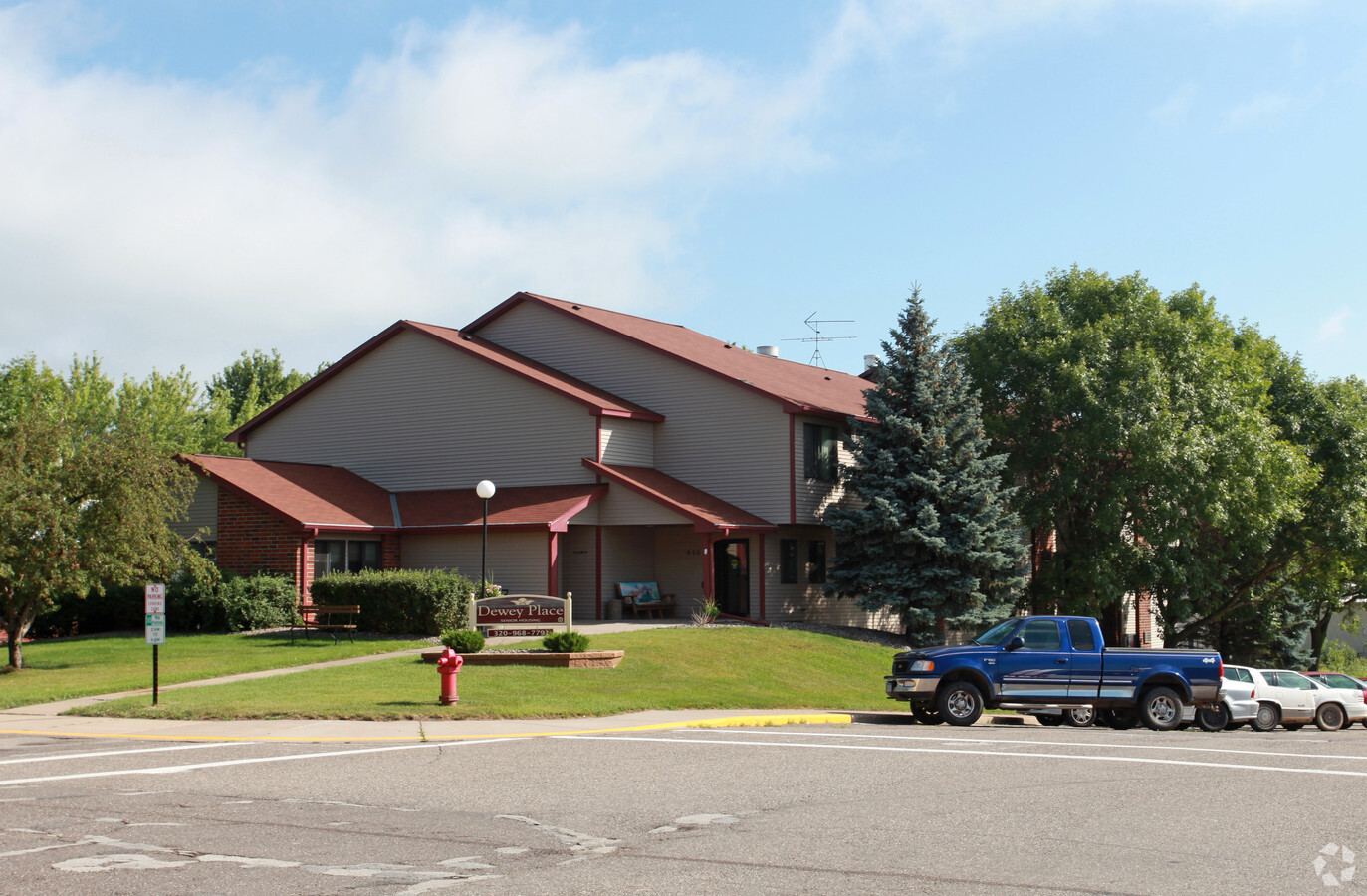 Photo - Dewey Place Apartments